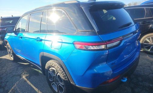 Hydro Blue Pearlcoat 2023 Jeep Grand Cherokee 4xe Trailhawk