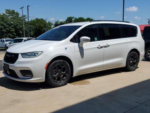 2021 Chrysler Pacifica Hybrid Touring L