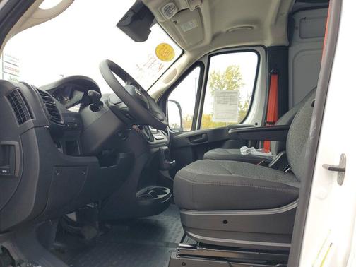 2025 RAM ProMaster 2500 Tradesman