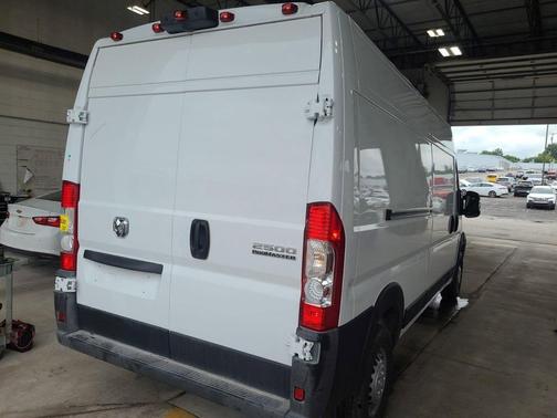 2025 RAM ProMaster 2500 Tradesman