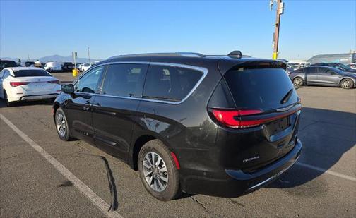 2021 Chrysler Pacifica Hybrid Touring L
