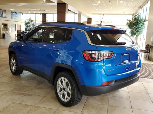 2025 Jeep Compass Latitude