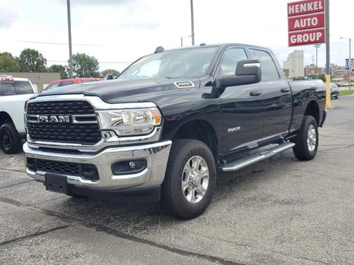 2024 RAM 2500 Big Horn Crew Cab 4x4 6'4' Box