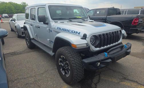 Silver Zynith Clearcoat 2024 Jeep Wrangler 4xe Rubicon X
