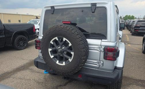 Silver Zynith Clearcoat 2024 Jeep Wrangler 4xe Rubicon X