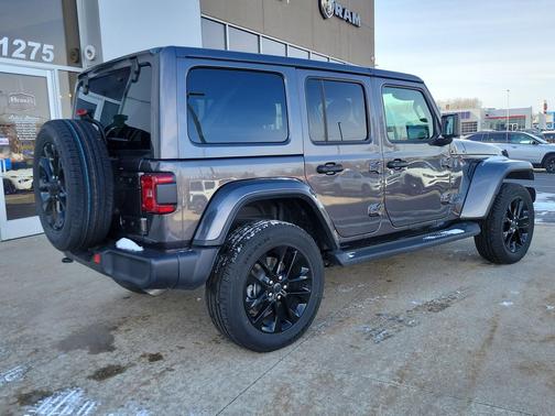 2025 Jeep Wrangler 4xe Sahara