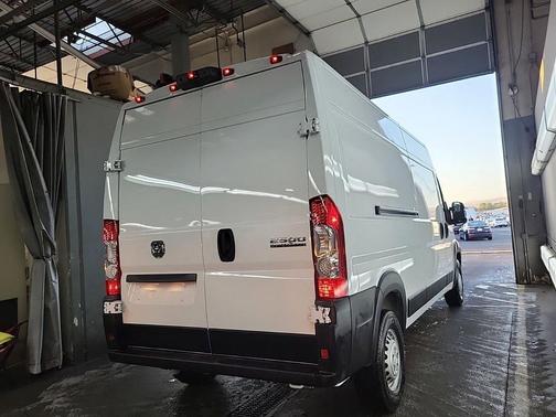 2025 RAM ProMaster 2500 Tradesman