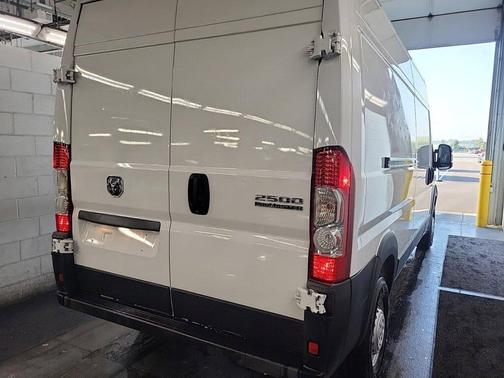 2025 RAM ProMaster 2500 Tradesman