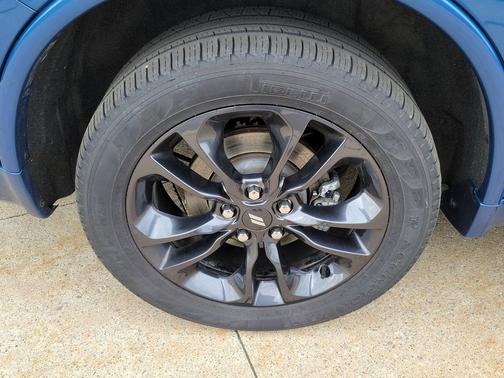 Frostbite Pearlcoat 2024 Dodge Durango GT Premium AWD