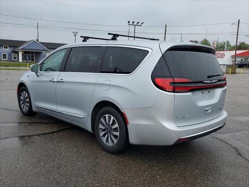 2022 Chrysler Pacifica Hybrid Limited