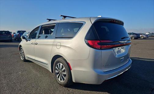 2022 Chrysler Pacifica Hybrid Limited