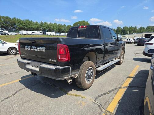 2025 RAM 2500 Laramie Crew Cab 4x4 6'4' Box
