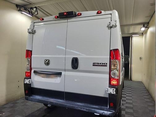 2025 RAM ProMaster 2500 Tradesman