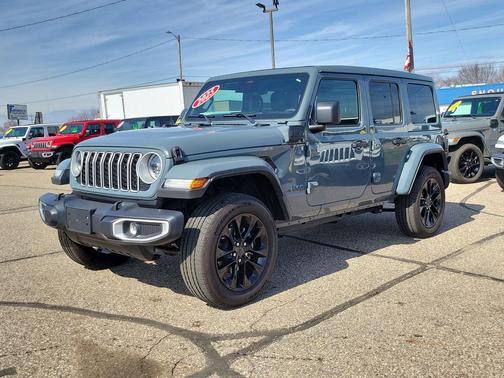 Anvil Clearcoat 2025 Jeep Wrangler 4xe Sahara