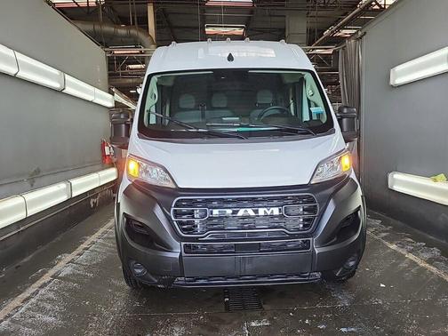 2025 RAM ProMaster 2500 Tradesman