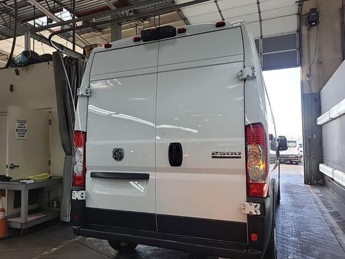 2025 RAM ProMaster 2500 Tradesman
