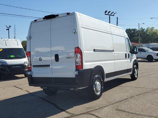 2025 RAM ProMaster 2500 Tradesman