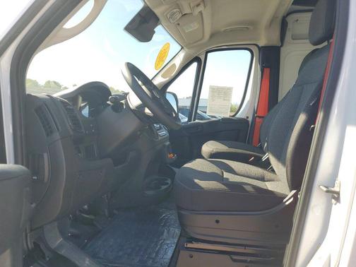 2025 RAM ProMaster 2500 Tradesman