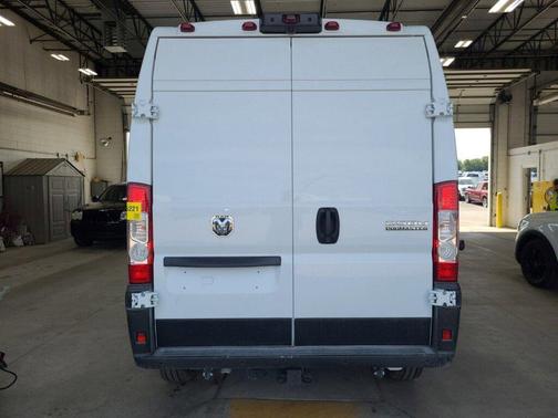 2025 RAM ProMaster 2500 Tradesman