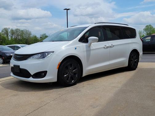 Bright White Clearcoat 2020 Chrysler Pacifica Hybrid Limited