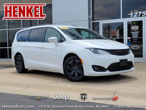 Bright White Clearcoat 2020 Chrysler Pacifica Hybrid Limited