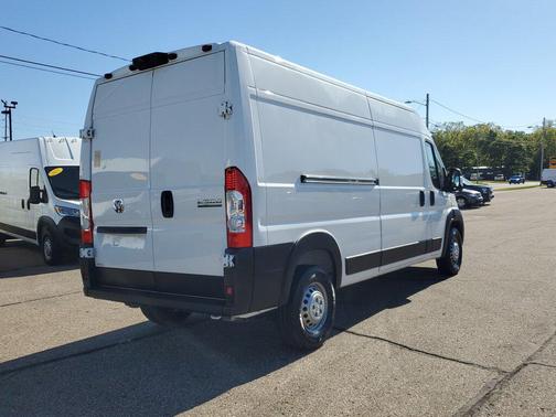 2025 RAM ProMaster 2500 Tradesman
