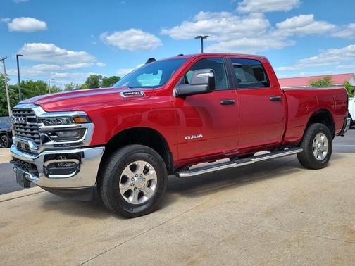 Molten Red Pearlcoat 2026 RAM 2500 Big Horn Crew Cab 4x4 6'4' Box
