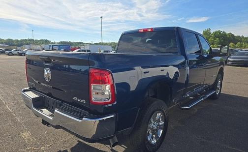 Patriot Blue Pearlcoat 2024 RAM 2500 Big Horn Crew Cab 4x4 6'4' Box