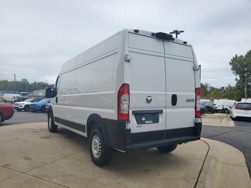 2025 RAM ProMaster 2500 Tradesman