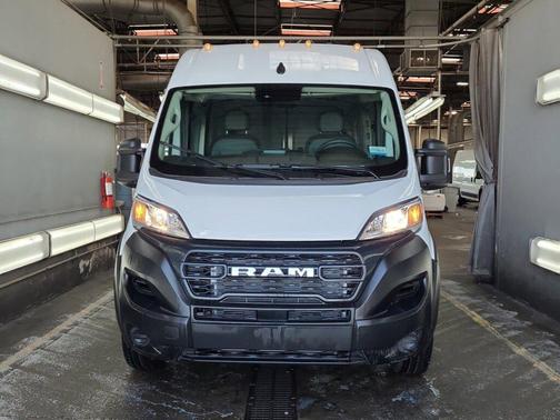 2025 RAM ProMaster 2500 Tradesman