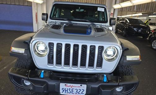 Silver Zynith Clearcoat 2023 Jeep Wrangler 4xe Rubicon