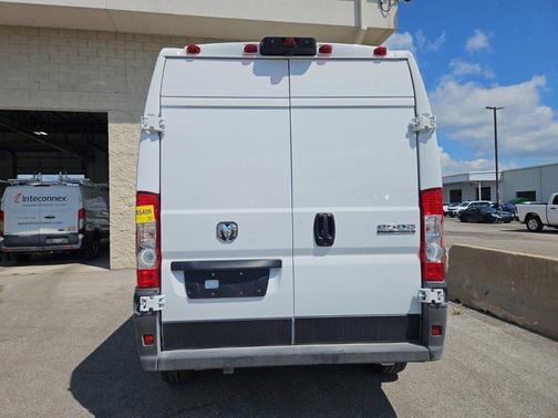 2025 RAM ProMaster 2500 Tradesman