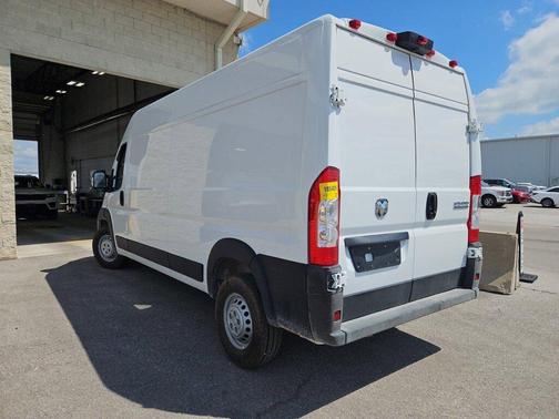 2025 RAM ProMaster 2500 Tradesman