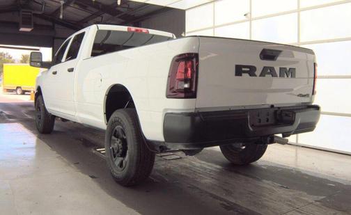 2025 RAM 2500 Tradesman Crew Cab 4x4 8' Box