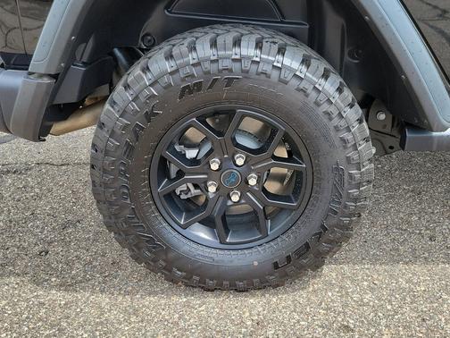 Black Clearcoat 2025 Jeep Wrangler 4xe Willys