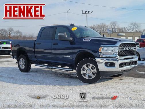 2024 RAM 2500 Big Horn Crew Cab 4x4 6'4' Box