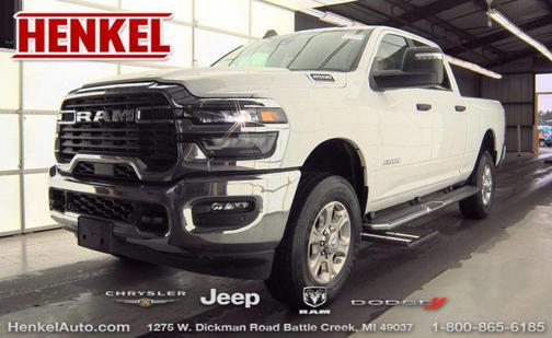 Bright White Clearcoat 2025 RAM 2500 Big Horn Crew Cab 4x4 6'4' Box