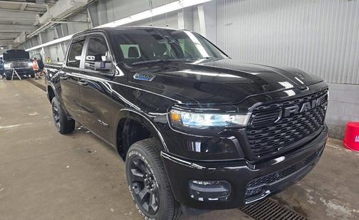 Diamond Black Crystal Pearlcoat 2025 RAM 1500 Big Horn/Lone Star