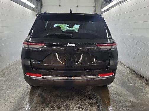 2024 Jeep Grand Cherokee 4xe Base
