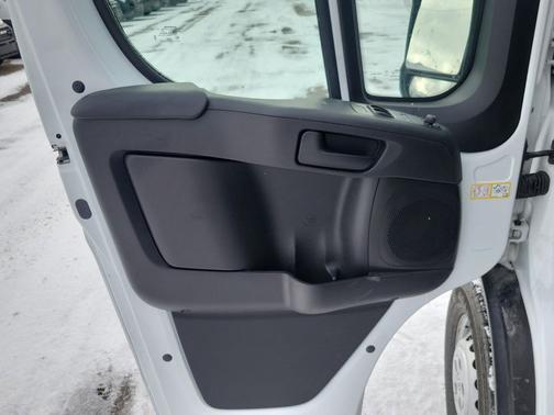 Bright White Clearcoat 2025 RAM ProMaster 3500 High Roof