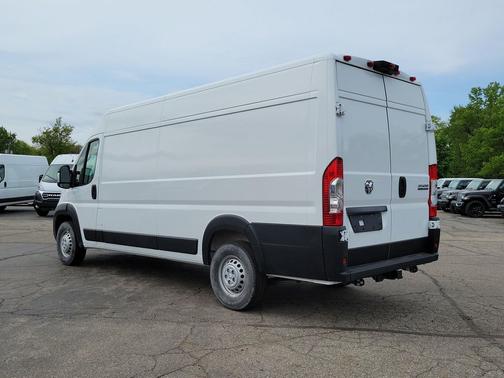 Bright White Clearcoat 2025 RAM ProMaster 3500 High Roof