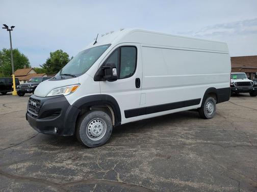 Bright White Clearcoat 2025 RAM ProMaster 3500 High Roof
