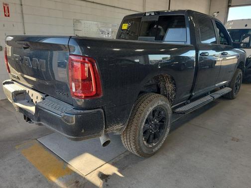 2025 RAM 2500 Laramie Crew Cab 4x4 6'4' Box