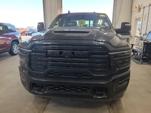 2025 RAM 2500 Laramie Crew Cab 4x4 6'4' Box