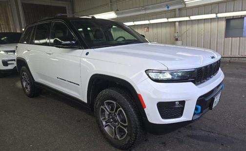 2023 Jeep Grand Cherokee 4xe Trailhawk