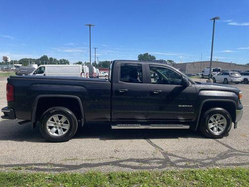 Iridium Metallic 2014 GMC Sierra 1500 SLE