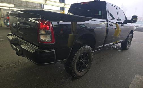 2023 RAM 2500 Big Horn Crew Cab 4x4 6'4' Box