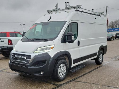 2025 RAM ProMaster 1500 Base