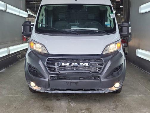 2025 RAM ProMaster 2500 Tradesman