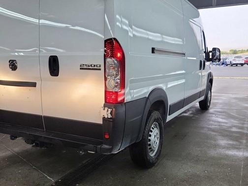 2025 RAM ProMaster 2500 Tradesman